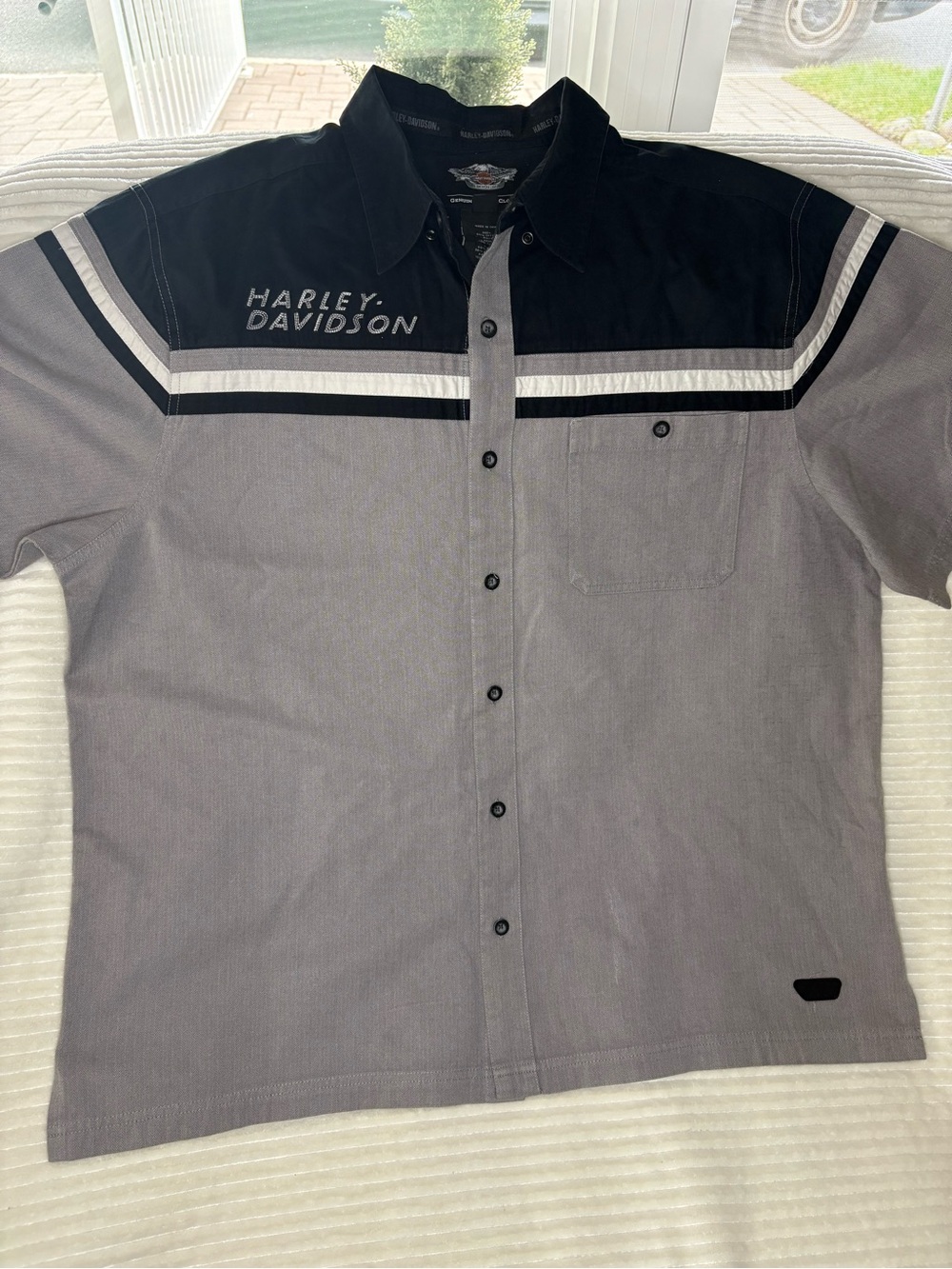 Harley Davidson Shirt Mens 2XL Gray Herringbone Racing Stripe Button Up Crew
